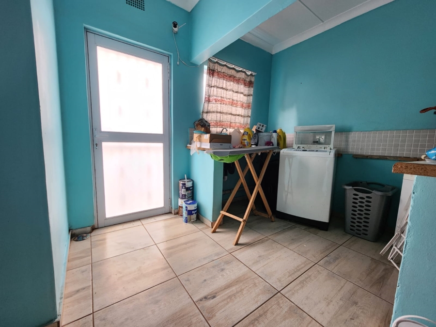 3 Bedroom Property for Sale in Heuwelsig Northern Cape